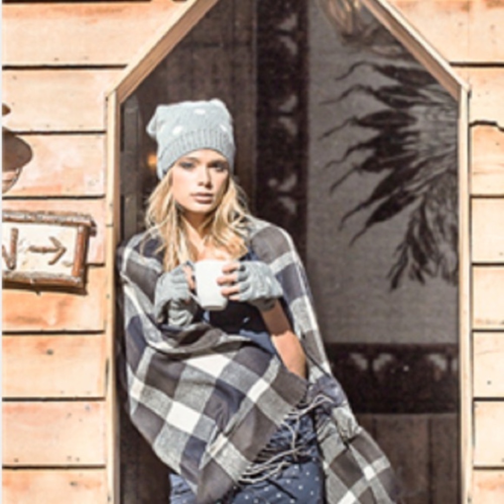 Plush Apparel Ultra Soft Plaid Scarf